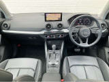 Q2 1.0 TFSI スポーツ 