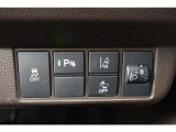 パーキングセンサーや路外逸脱防止機能ついております!
