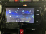 スマホのBluetoothと接続すれば、自分の好きな音楽を聴きながら運転ができます♪ 何処に行くときも、自分の好きな音楽で運転を楽しみましょう!