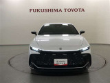 スタイリッシュなクーペシルエットと、力強さを感じさせるリフトアップスタイルを組み合わせた、流麗でダイナミックなスタイル!左右に一直線につながるヘッドランプが、シンプルながらも存在感を感じさせてくれます