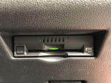 ETCがあれば高速道路などの料金所をスイスイと通過!スマートインターチェンジからも、高速道路へ乗り降りができ、必需品です。