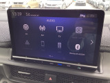 純正11.4インチナビです。フルセグTV・DVD再生可能!Bluetoothでお好きな音楽お聞きいただけます。所定の時期に3回の無料地図更新つき!!