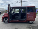 当店のお車をご覧いただきましてありがとうございます。お車についてのご質問やお見積りのご依頼、ご購入にあたってのご相談などは無料電話(0078-6002-312860)にお気軽にお問い合わせ下さい!