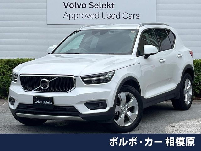 XC40 B4 モメンタム