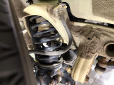 お車を安心してお乗りいただく為には、足回りの定期点検が欠かせません。サービスサポート(有償保証)では無料点検もご提供しており、安心のカーライフをお過ごしいただけるサポート体制が整っています。