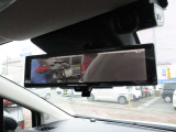 スマートルームミラー 後席に人が乗っていたり、荷物を沢山ん載せていてもしっかり後方視界を確保