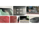 品質へのこだわり!フロアマットやシートなど車内をキレイに清掃し、ニオイや汚れなどを徹底的にクリーニングしてもらっております。室内はピカピカです☆