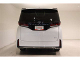 ★★★トヨタ認定中古車★★★ 1年間走行距離無制限の「ロングラン保証」が付いています。全国約5,000ヶ所のトヨタのお店で保証修理可能です。お出かけ先でも安心です。選べる延長保証もご用意しています。