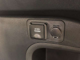 ラゲージスペースにはアクセサリーコンセント(AC100V・1500W)が設置されています。電気製品を使用できるので、災害などによる非常時に電力が必要なとき給電可能です!