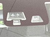 【エマージェンシーブレーキ】走行中に前方の車両等を認識し、衝突しそうな時は警報とブレーキで衝突回避と被害軽減をアシスト。より安全にドライブをお楽しみいただけます。