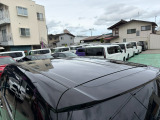 中古車という商品の特性ルーフには子キズや塗装しみ細かな凹み等があります
