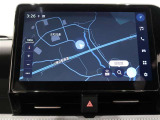 ディスプレイオーディオを装備。スマホとクルマをつなぐことで、これまでのナビに加えて、いろんなサービスが楽しめます。
