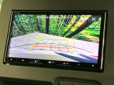 【バックカメラ】駐車時に後方がリアルタイム映像で確認できます。大型商業施設や立体駐車場での駐車時や、夜間のバック時に大活躍!運転スキルに関わらず、今や必須となった装備のひとつです!