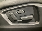 ドライビングポジションは車を意のままに操り、運転を楽しむための土台となります!「適正操作ユニットの配置」と「正しい姿勢が取れるシート」は人馬一体の基本であり、安心・快適な走りの支えとなります!