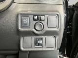 アイドリングストップ搭載!信号待ちなどの停車の際に自動でエンジンが停止してくれるので燃費の向上が期待できます♪