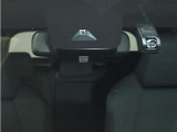 TOYOTA SAFETY SENSEは道路状況、車両状態、天候状態及びドライバーの操作状況などによっては、作動しない場所があります。あくまで運転補助機能です。