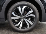 205/55R17タイヤ/6.5Jx17アルミホイール
