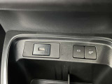 USBポートが付いています。