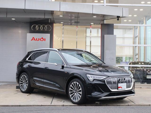 e-tron55 クワトロ Sライン 4WD