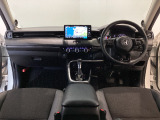 【前方視界】開放的な前方視界!運転がしやすく疲れにくいです♪窓が大きく、見通しがとっても良いおクルマですよ♪