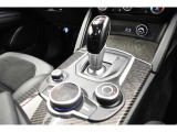 ALFA DNAドライブシステム採用により車を自在に変化させ、どんな状況でもあなたに快適なドライブフィールを提供致します。全国納車を承り致します。