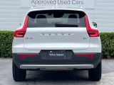 購入後は全国のVOLVO正規ディーラーにてアフターサービスをお受けいただけます。定期点検サービス、延長保証などの有料サービスも手厚くご用意しておりますので、ご不安事はお気軽にご相談下さい。