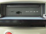 純正メモリーナビ(MC313D-W) CD・DVD・再生  フルセグTV  Bluetooth対応★携帯電話にダウンロードした音楽が車内でも楽しめます。ハンズフリー通話も可能です!
