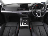 Audiのインテリアはエクステリア同様、優れたデザイン性とクオリティ、そして機能性を兼ね備えております。