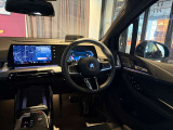 ☆センターパネルを運転席側に僅かに傾けたBMW独特のインパネ☆【駆け抜ける歓び】はここからもスタートしております☆