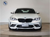 【キドニーグリル】BMWは約90年もの間、ほぼ全ての車両にひと目でBMWだと分かるこの特徴的なフロントグリルが備えられ、デザイン・アイコンとして親しまれてきました。