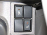 運転席にはシートヒーターが装備です