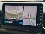 バックカメラも装備しております。車庫入れの苦手なお客様も安心!重宝してくれます!