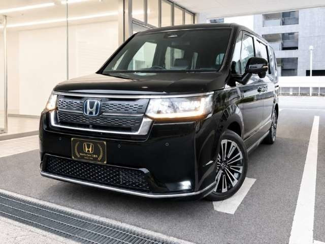 ステップワゴン  2.0 e:HEV スパーダ プレミアムライン