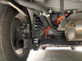 お車を安心してお乗りいただく為には、足回りの定期点検が欠かせません。サービスサポート(有償保証)では無料点検もご提供しており、安心のカーライフをお過ごしいただけるサポート体制が整っています。