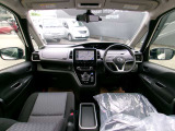 セレナ 1.2 e-POWER ハイウェイスターV 