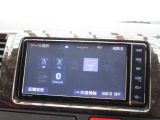 お車選びをお楽しみ頂けるよう、在庫車の展示スペースを十分に確保しております。