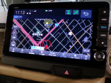 ホンダ車専用車載通信機能「Honda CONNECT(ホンダコネクト)」に対応で、便利と快適がさらに広がったナビディスプレイです。