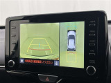 バックモニター付なので後退時に後方が見えるので安心。 車は構造上、死角がたくさんなので万が一を考えると必須ですね。 あくまで補助の為の装備、バックは目視で確認する事が重要ですよ。