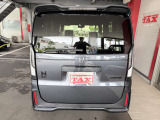 ご納車のお渡し前も当社のメカニックが最善の整備をしますので、ご安心下さい。