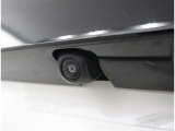 駐車が苦手な方も、そうでない方も、大変に便利なバックモニターを搭載しております!