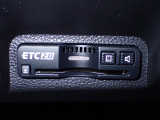 デザインスッキリのビルトイン『ETC』!高速道路の特典はもちろん、キャッシュレスなので料金所では徐行するだけで通過可能です!