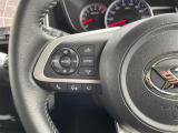【 ステアリングスイッチ 】手元のスイッチでナビ操作が可能で、非常に便利な機能です!取り付けのナビによってはオプション設定となっております!詳しくはスタッフまで♪//