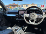 お車のことならなんでもご相談ください!販売から整備までお客様のご要望・ご不安点、一緒にご提案・サポートさせていただきます。