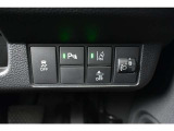 【ホンダセンシング】ミリ波レーダーと単眼カメラで検知した情報をもとに、安心・快適な運転や事故回避を支援する、先進の安全運転支援システムがついてます♪