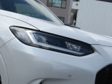 ■LEDヘッドライト■消費電力は少なく、しっかり明るいLEDヘッドライトです!電球タイプ、ハロゲンのライトよりも長く使えるのが特徴です。従来のオレンジ色に近い光ではなく白く明るく照らします
