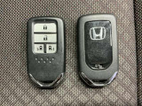 スマートキーです!ドアの施錠・解錠・エンジンの始動がスムーズで大変便利です!