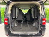 普段のお買い物や通勤、送迎等に十分な荷室スペースを確保しております。セカンドシートを倒すと、大きな荷物の積載も可能です♪