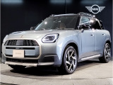 MINIカントリーマンクーパーDが入庫しました。ボディーカラーは、スモーキーグリーンのお車です。