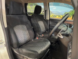 運転席シート廻りは使用感も少なく、良好な状態となっています。丁寧に使われていたことがよくわかりますね。