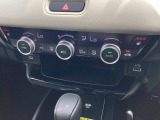 この度は、当店のお車をご覧いただきまして誠にありがとうございます。当店では全国販売・納車も行っております。県によって陸送費用は異なりますのでお気軽にお問い合わせください。